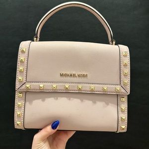 Micheal Kors purse